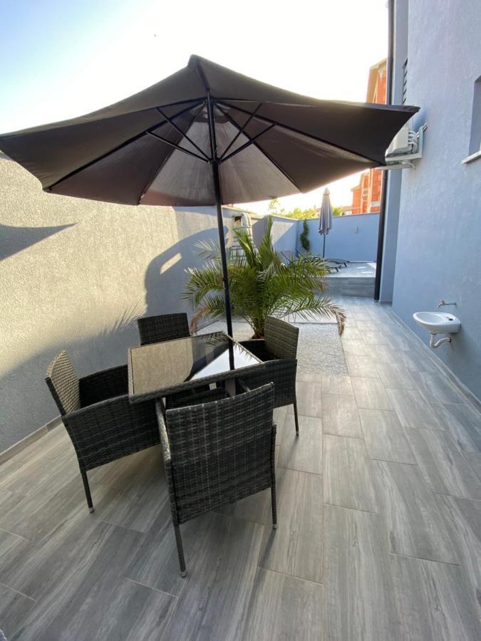Villa Maleo Medulin Exterior photo